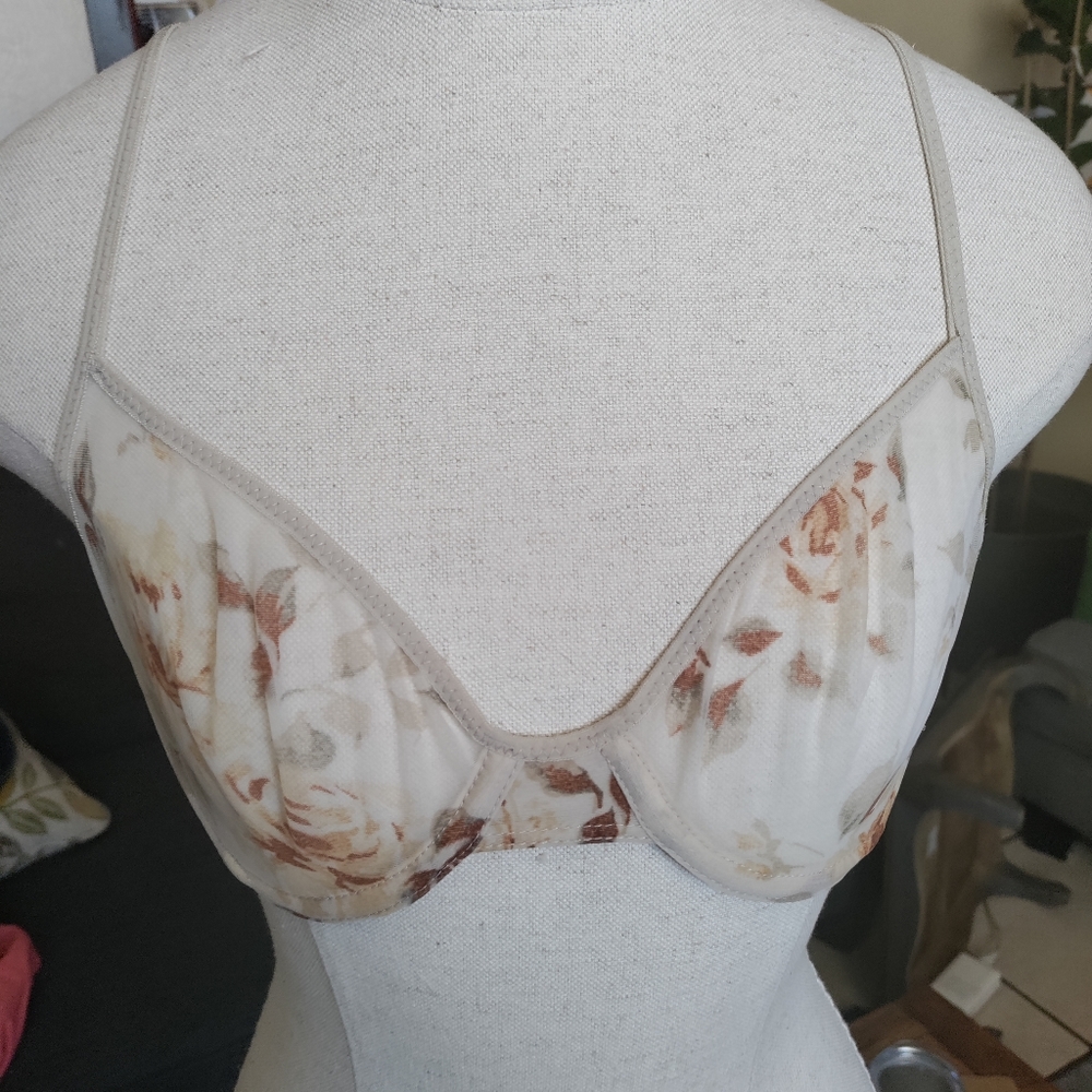 Calvin Klein bra - Picture 1 of 6
